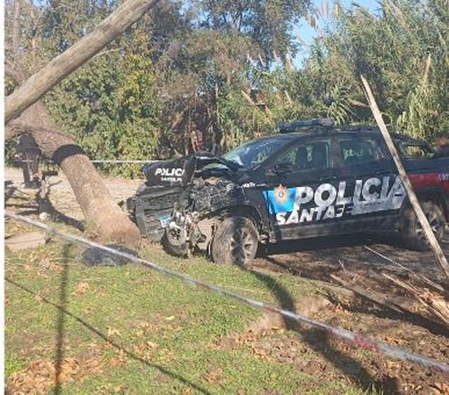 Dos policías heridos tras perseguir un motociclista que se fugó de un control en el norte de la ciudad de Santa Fe
