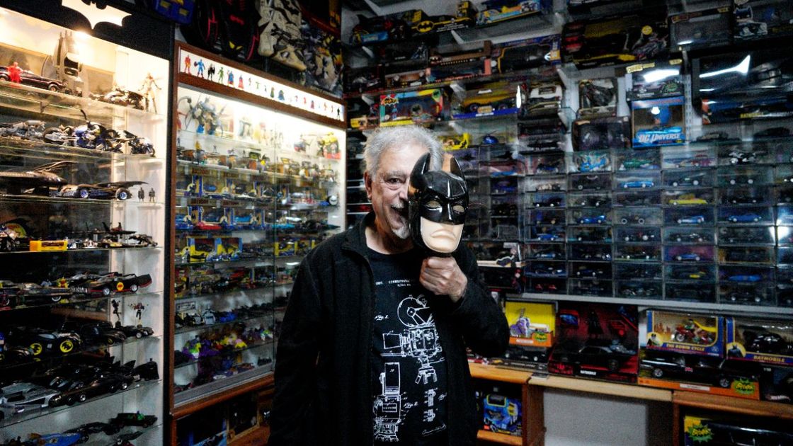 Carlos Coca, coleccionista de batimóviles.&nbsp;