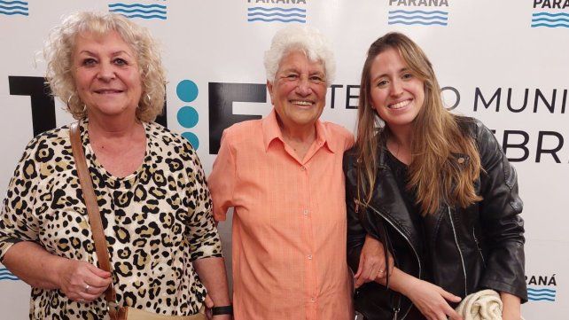 Pablo Millán arrasó en el Teatro 3 de Febrero
