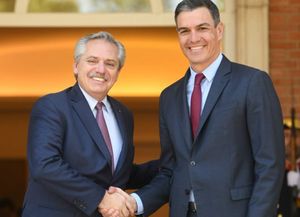 El presidente Alberto Fernández ofrece a España alimentos y energía