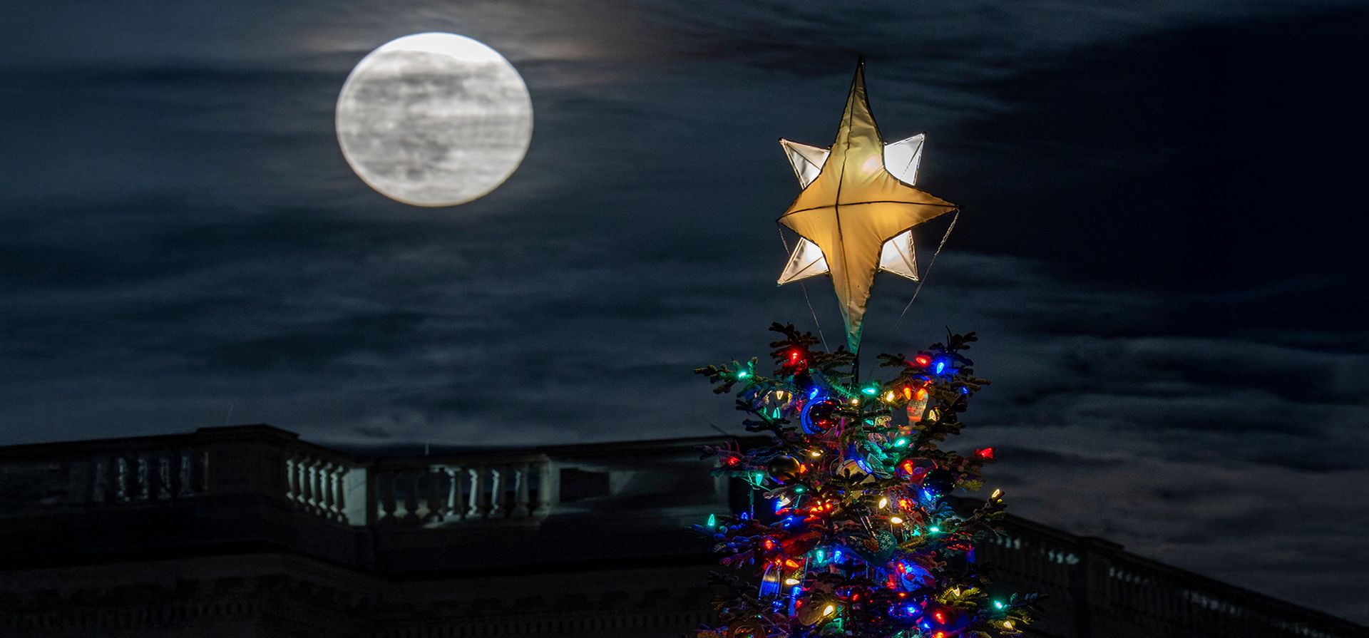 La última superluna del año, la La última superluna del año, la