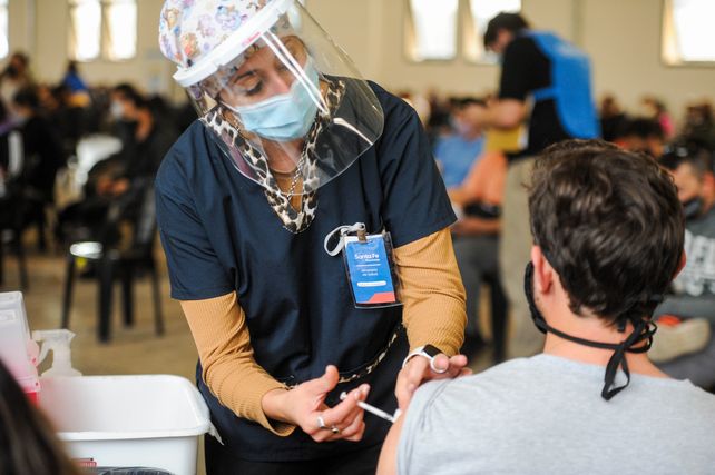Coronavirus: comienza la vacunación de menores a demanda libre en la provincia