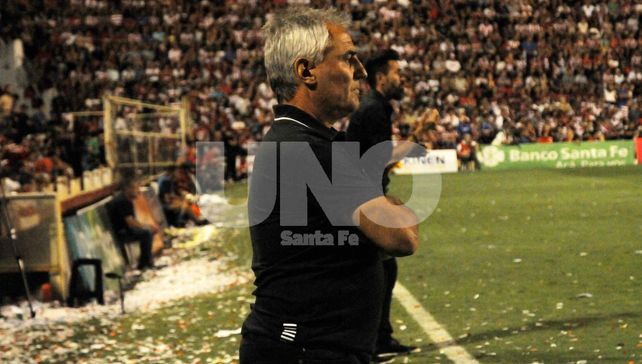 Unión está golpeado y se levanta rápido