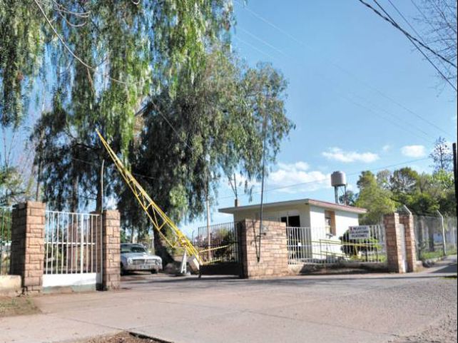 Hogar Los Toneles. Los familiares concurrieron a la sede y