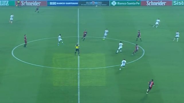 Newells brilló en Santiago, ganó 3 a 0 y está muy cerca de la Sudamericana