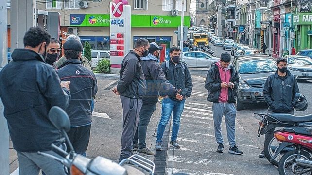 Colectivos: hubo acuerdo pero la reanudación del servicio puede demorar