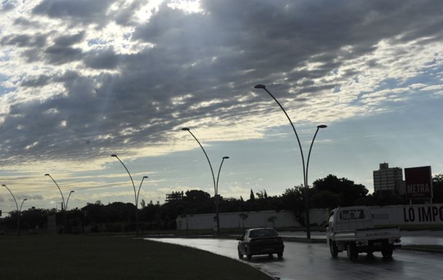Cesó el alerta meteorológico para la región, aunque mañana seguirían las lluvias