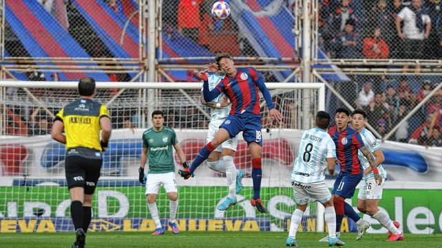 Atlético Tucumán igualó de visitante.