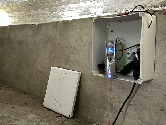 Este sistema de escucha asistida para usuarios de audífonos tendrá un radio de alcance de las ocho primeras hileras de butacas