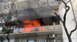 Alarma por un incendio junto al edificio donde Cristina Kirchner cumple prisión domiciliaria