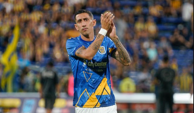 Fideo Di María viene actuando con mucha intermitencia en Central por un problema en el aductor.