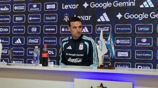 Scaloni confirmó que tiene el equipo para el amistoso y habló sobre su continuidad al frente de la Selección