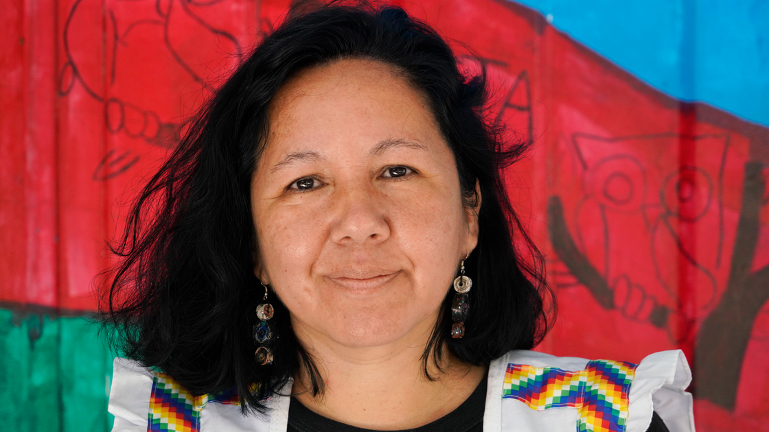 Liliana Meza, una de las maestras que durante la pandemia, transmitió clases por radio a la comunidad qom.&nbsp;