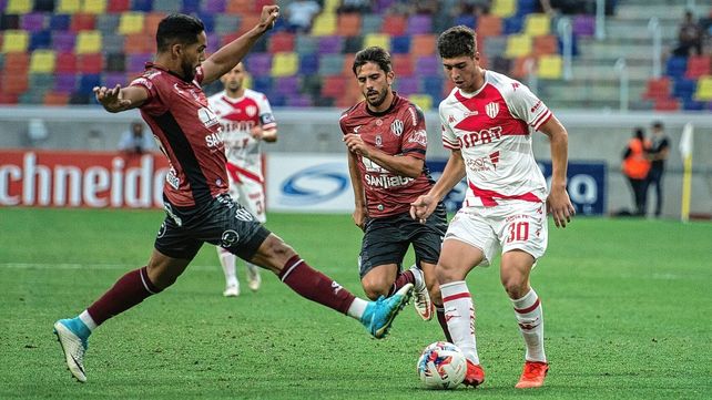 Central Córdoba logró un triunfo clave ante Unión.