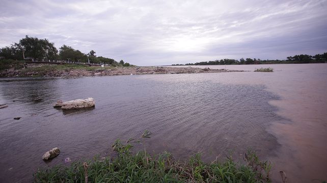 Río Paraná: pocas lluvias y niveles muy bajos hasta junio