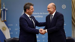 Sergio Massa desplegó ayer una intensa agenda de campaña en Santa Fe acompañado por el gobernador Omar Perotti.