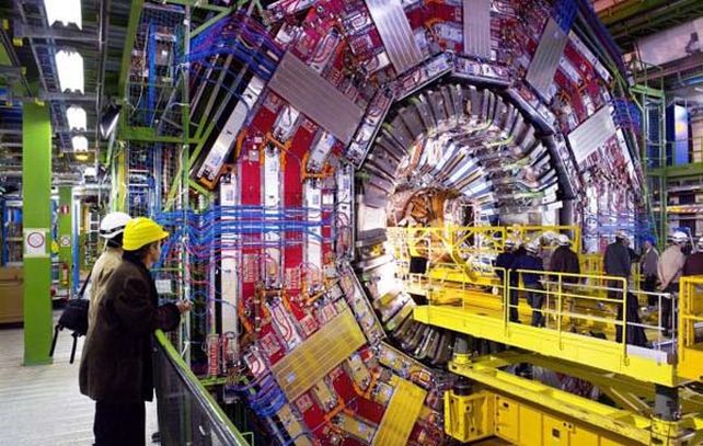 La Máquina de Dios habría encontrado la partícula que originó el universo
