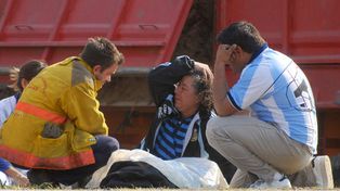 Tres chicos de un club de f&uacute;tbol murieron en un choque m&uacute;ltiple en la ruta 7, cerca de Luj&aacute;n