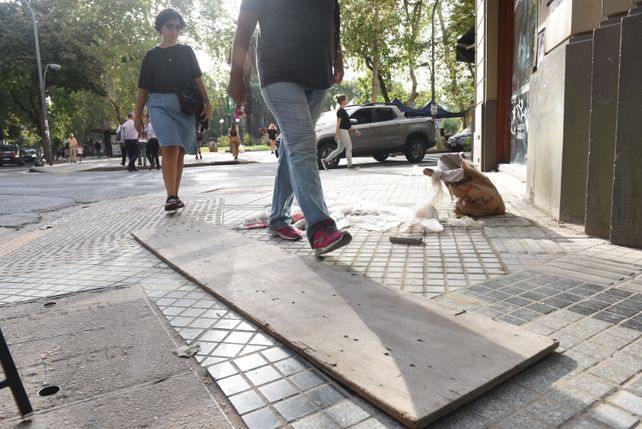 La remodelación fue presentada como una gran obra. Nadie se imaginó que tamaña inversión duraría tan poco.