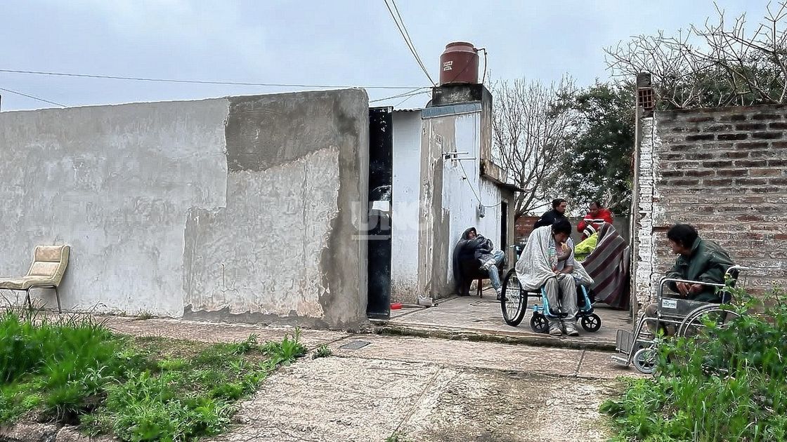Residentes denunciaron hambre, encierro y abandono; uno admitió iniciar el incendio para pedir ayuda.