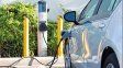 Mientras cae el mercado automotor, híbridos y eléctricos multiplican sus ventas