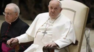El papa Francisco avanza en su recuperación y sigue su tratamiento