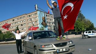 El intento de golpe de Estado en Turquía dejó 265 muertos