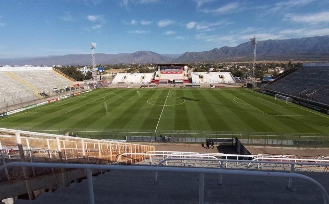 El estadio Carlos Augusto Mercado Luna de La Rioja será la sede de la definición del Federal A.