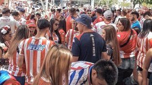 Los hinchas de Unión y un punto de encuentro clásico