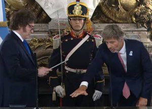 Javier Milei le tomó juramento a Juan Bautista Mahiques