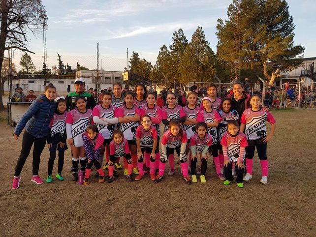 Las Peques de Arenas fueron la sensación del Torneo que organiza el Club Universitario.&nbsp;