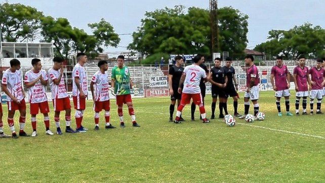 Atlético Paraná ganó en la ida de los octavos de final de la Copa Túnel Subfluvial.
