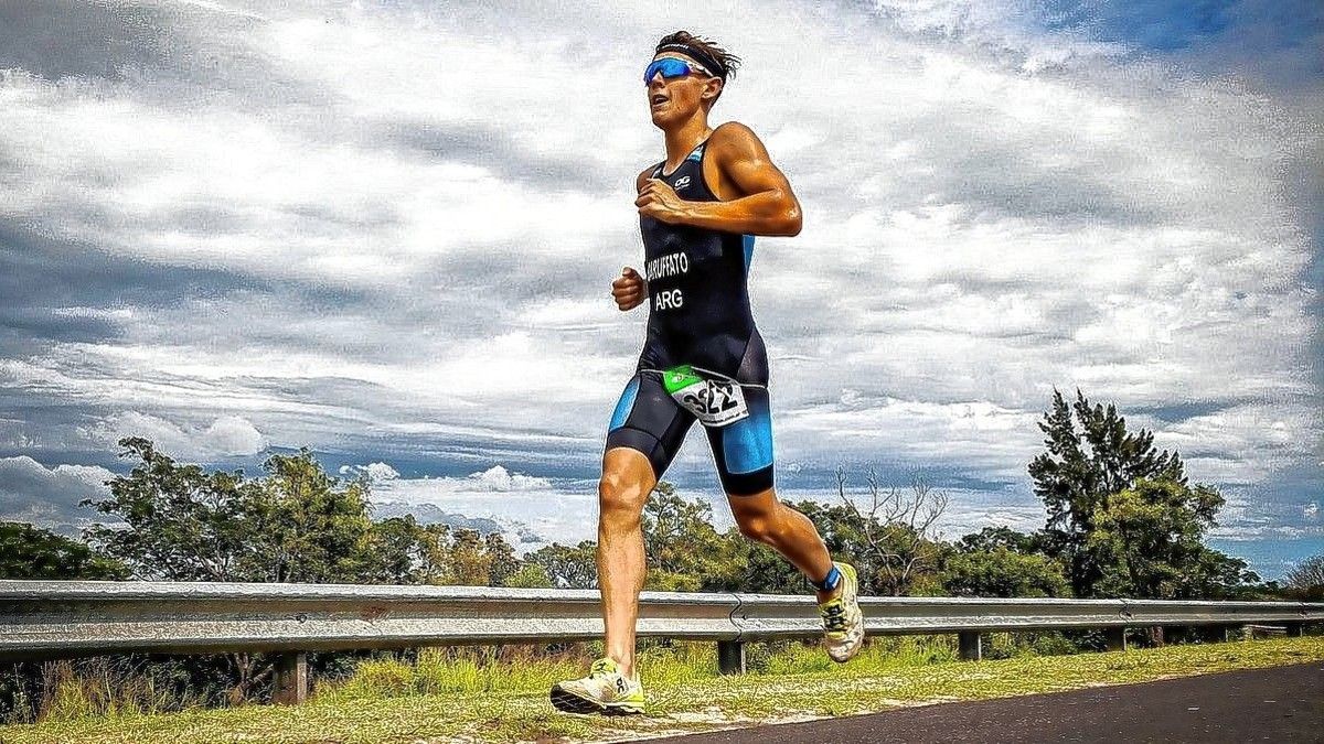 Tadeo Baruffato se quedó con el Triatlón de La Paz