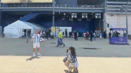 Comenzó la fiesta de la gran final en Nueva York y los argentinos están en vilo en el estadio