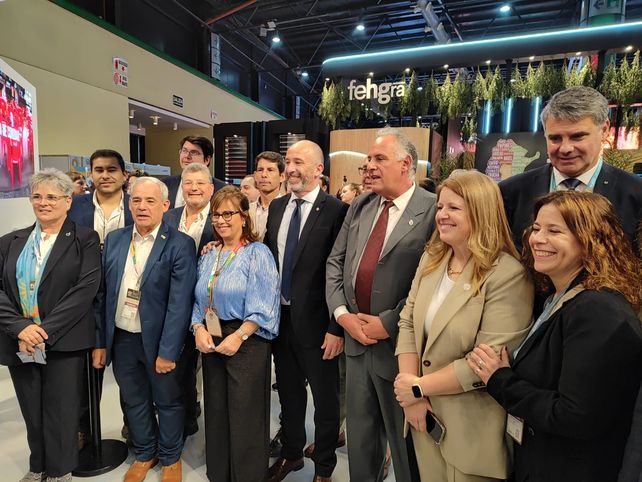 Uruguay ofrecerá beneficios fiscales a los turistas argentinos