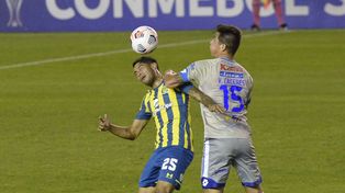 Central cumplió con el trámite, igualó con 12 de Octubre y avanzó a octavos de la Sudamericana