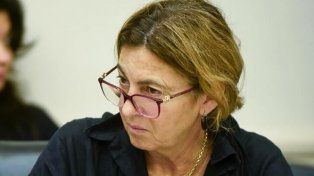 Seguimos padeciendo los problemas asociado a liquidaciones dentro del CGE. Se dieron desde el primer día. Es nuestro objetivo solucionarlo de forma urgente y es imperioso lograrlo. Los docentes no tienen la culpa de los errores que se generan ahí”, explicó Alicia Fregonese, presidente del Consejo General de Educación.