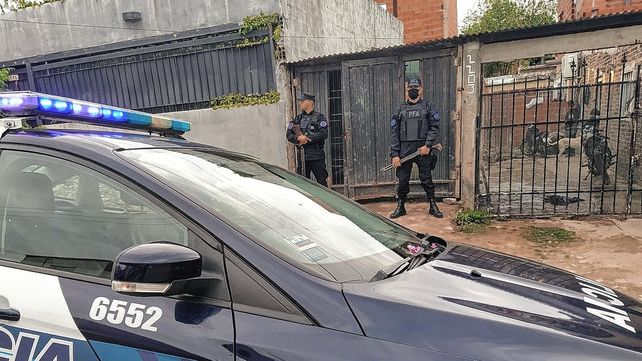 Dos detenidos por narcomenudeo en el barrio Anacleto Medina
