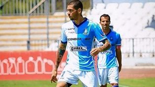 El defensor Nicolás Peñailillo prepara su llegada a Unión