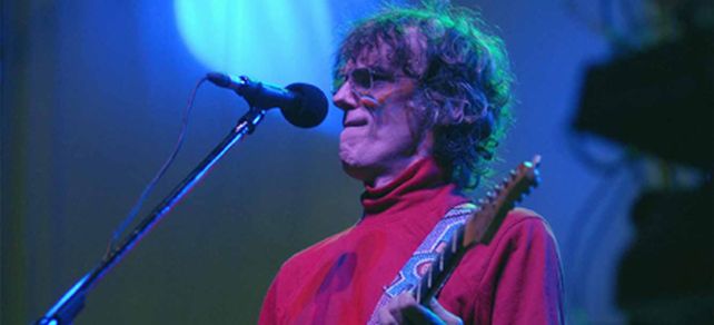 Los seguidores de Spinetta festejan: el Flaco edita su disco Un mañana
