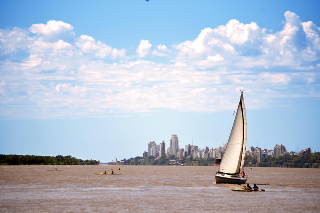 El río Paraná y el acceso a la biodiversidad de las islas entrerrianas son atractivos imperdibles.&nbsp; 