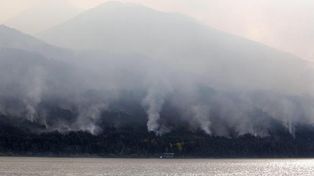 La lluvia ayuda a apagar los incendios en los bosques nativos al noroeste de Chubut
