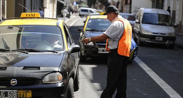 Con menos autos en el centro, los carriles exclusivos pasaron su prueba de fuego