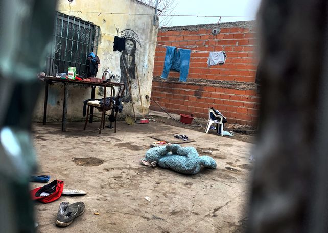Un búnker en el asentamiento Los Pumitas.