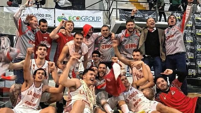 La Unión de Colón ascendió a la Liga Argentina