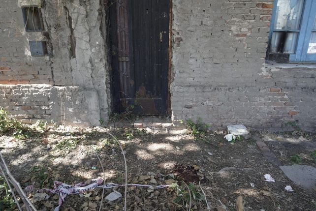 Misterio tras el crimen de una joven de 21 años en la zona sur