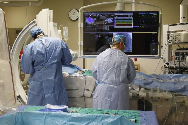 Hay equipo. El cateterismo cerebral va camino a ser una intervención más común. El paciente debe llegar a tiempo.