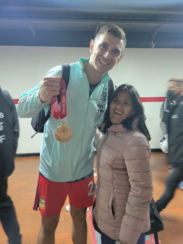 Yani Martínez cumplió el sueño de ver jugar a Leo Messi y tuvo su noche Monumental