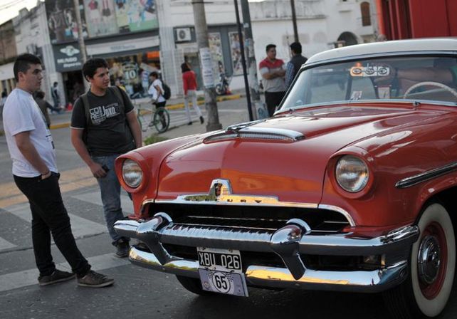 Avenida General Paz fue el lugar elegido por la familia para disfrutar del feriado