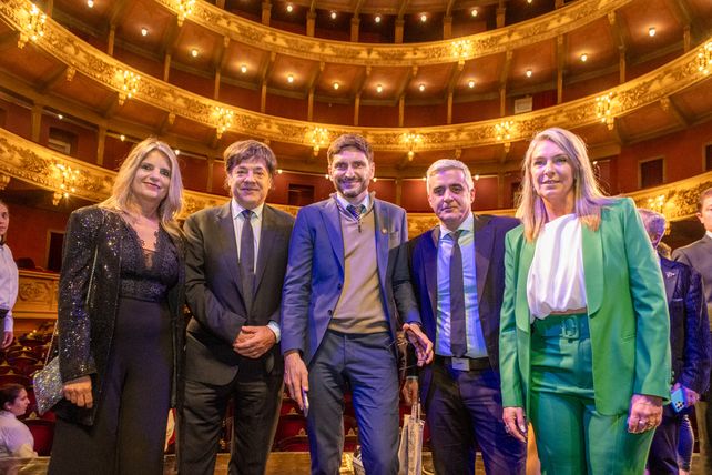 El teatro El Círculo celebró sus 120 años con una cena Aniversario